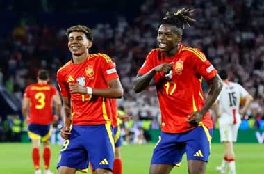 Nico William celebrates scoring with Lamine Yamal in Euro 2024 tie against Georgia