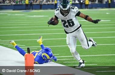 Eagles’ Barkley Sets Franchise Record Leads to 37-20 Win Over Rams