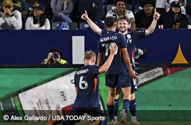 Dream Start for San Diego with Stunning 2-0 Win Over LA Galaxy