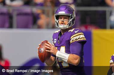 Uncertain Future for Darnold as Vikings Opt Against Franchise Tag